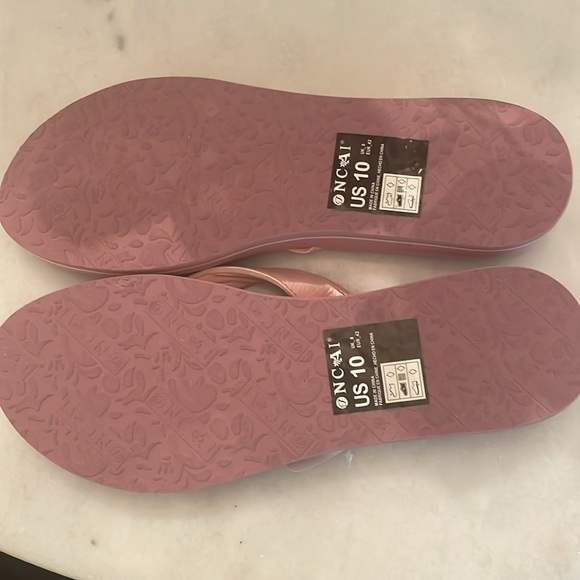 Flip flips - Picture 2 of 7